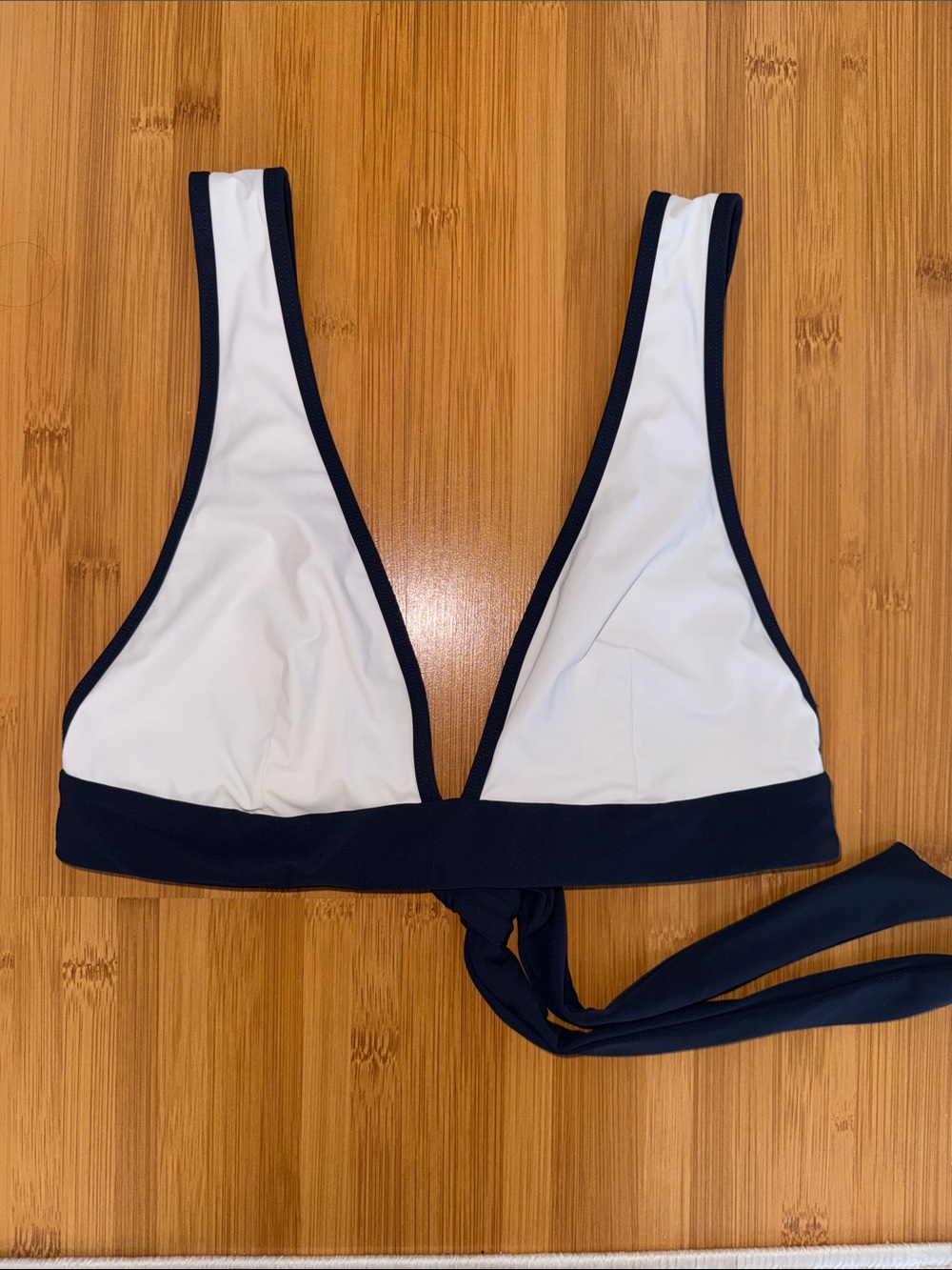 Reiss Classic White & Navy Triangle Bikini Top